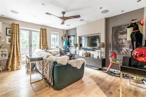 undefined, BEECHWOOD PARK, SOUTH LEATHERHEAD, KT22