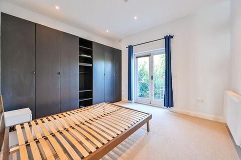 1 bedroom flat for sale, Mundania Road, East Dulwich, London, SE22