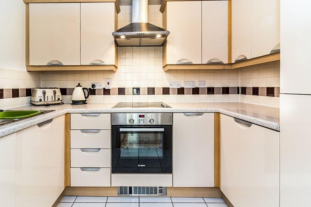 Apartment in Greater Manchester - View 4