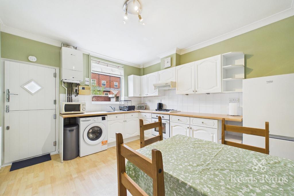 House in Sheffield - View 5