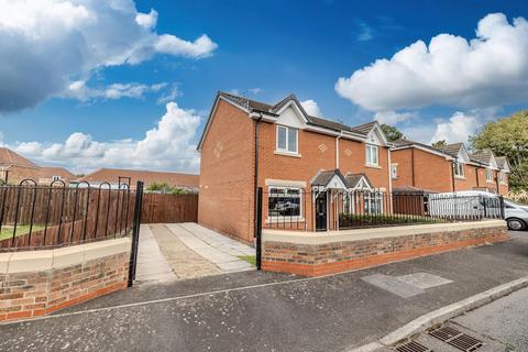 2 bedroom semi-detached house for sale, Braydon Drive, North Shields