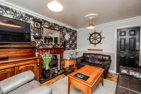 2 bedroom semi-detached house for sale, Braydon Drive, North Shields