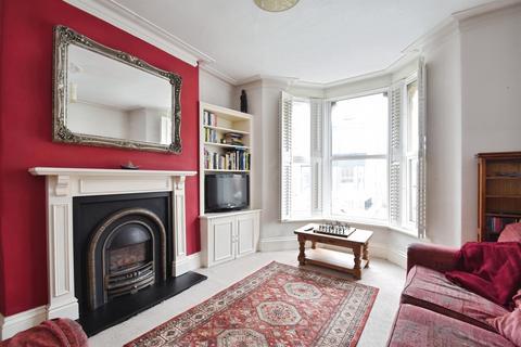 4 bedroom end of terrace house for sale, Cheltenham Mount, Harrogate
