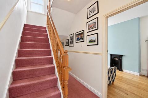 4 bedroom end of terrace house for sale, Cheltenham Mount, Harrogate