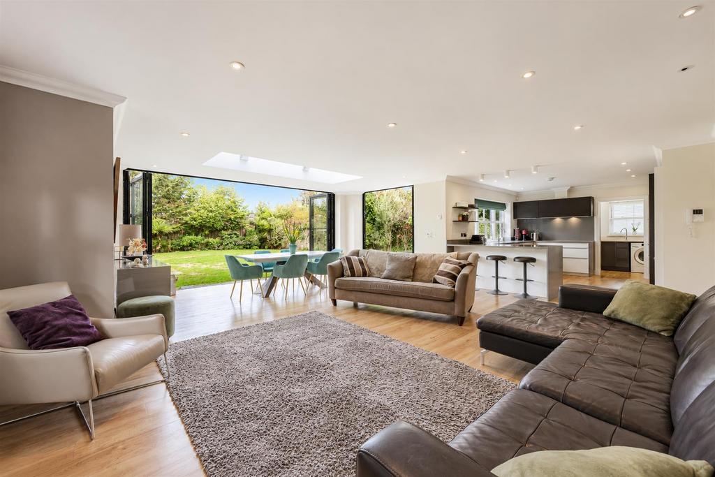House in Sonning, Wokingham - View 2