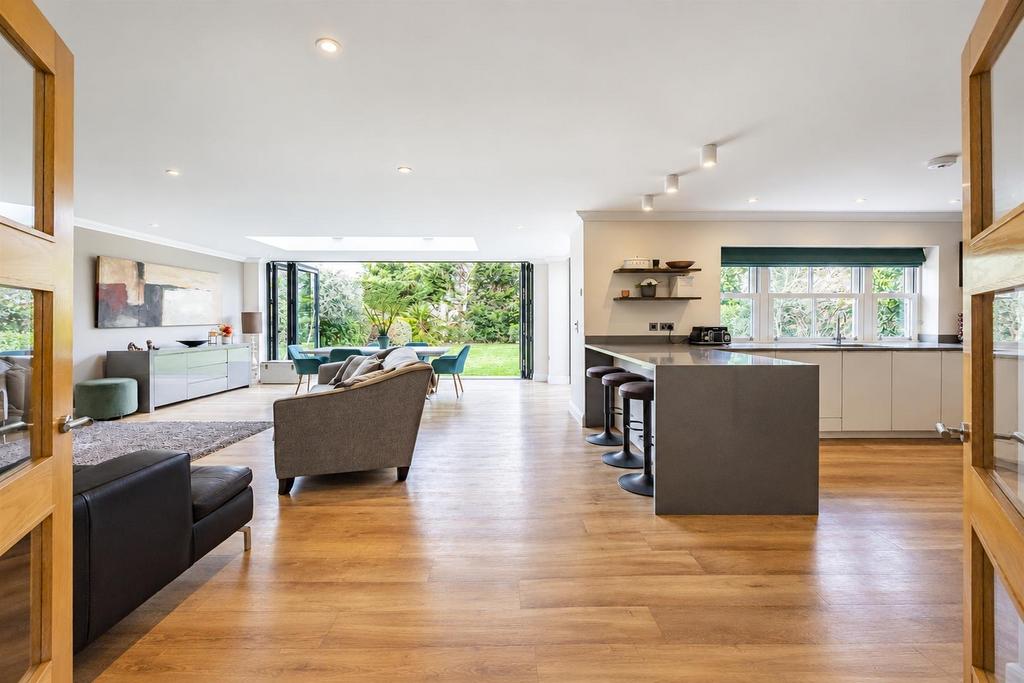 House in Sonning, Wokingham - View 3