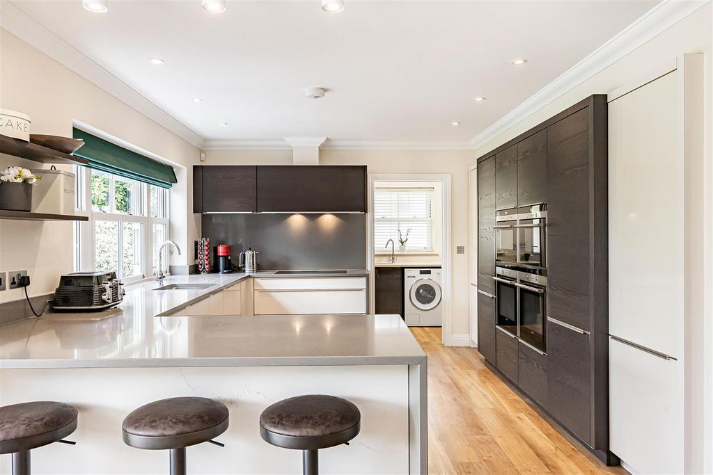 House in Sonning, Wokingham - View 5