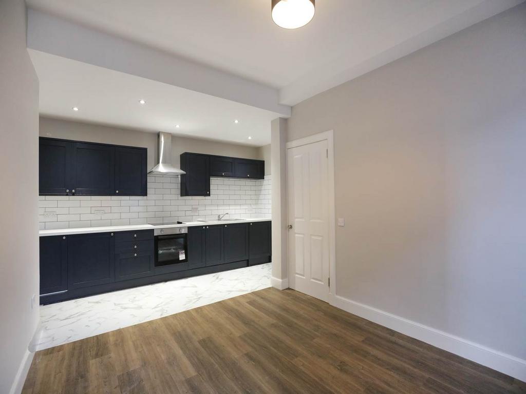 Apartment in Edinburgh - View 4