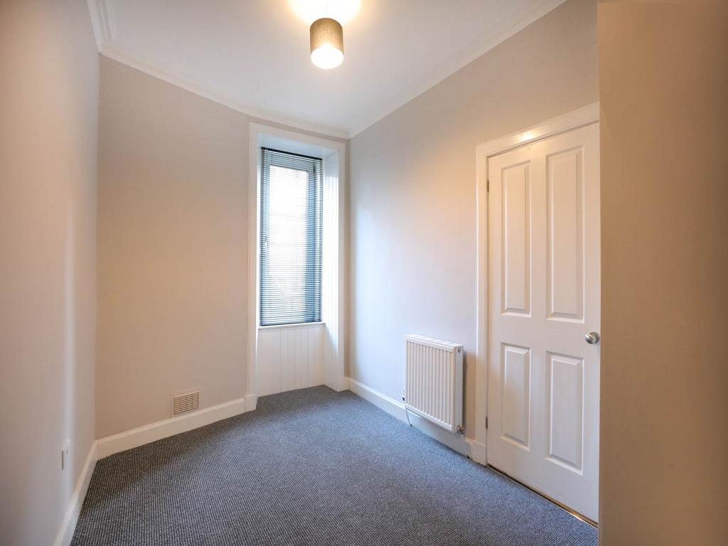 Apartment in Edinburgh - More