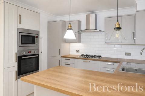 2 bedroom end of terrace house for sale, Vernon Crescent, Brentwood, CM13