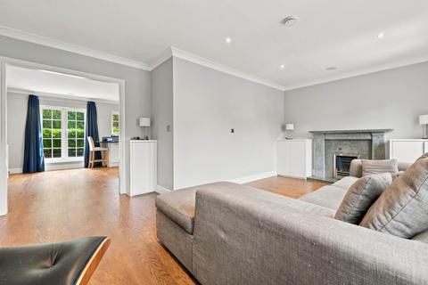 4 bedroom terraced house for sale, Osborne Heights, Brentwood CM14