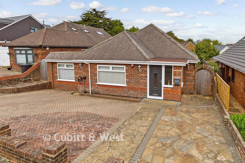 House in Brighton, Withdean - View 2