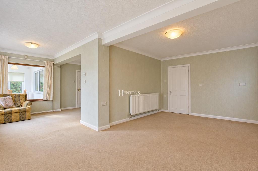 House in Cardiff, Lisvane - More