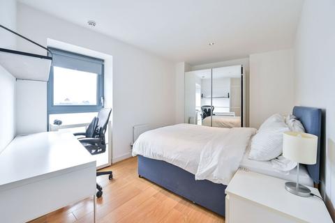 2 bedroom flat for sale, Surrey Quays Road, Canada Water, London, SE16