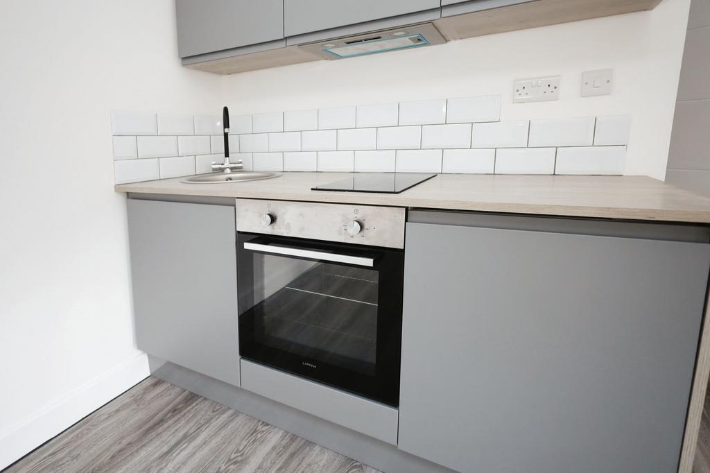 Apartment in Bournemouth - View 3