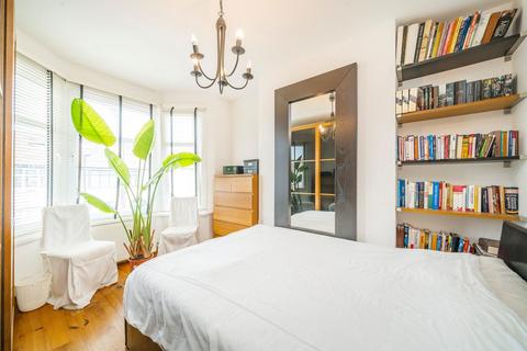 3 bedroom house for sale, Deans Road, London W7