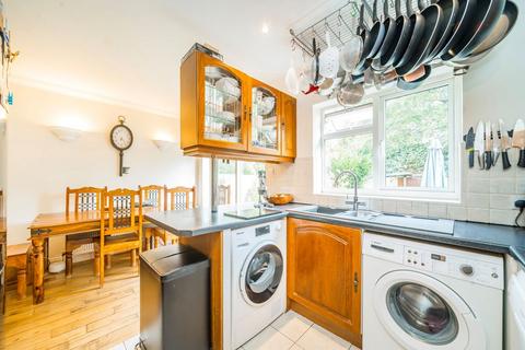 3 bedroom house for sale, Deans Road, London W7