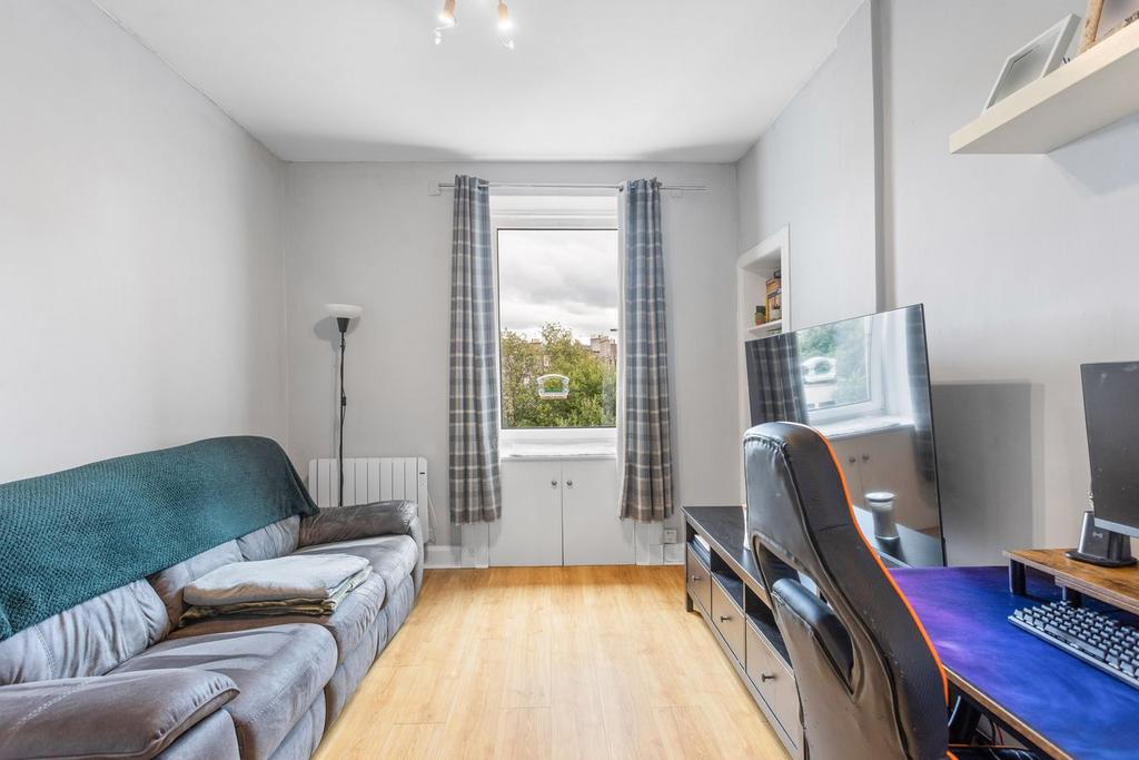 Apartment in Edinburgh - View 2