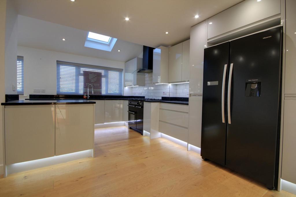 House in Reading - View 2