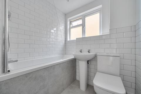 2 bedroom apartment for sale, Burnt Ash Hill, London