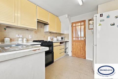 3 bedroom detached house for sale, Northlands, Potters Bar EN6