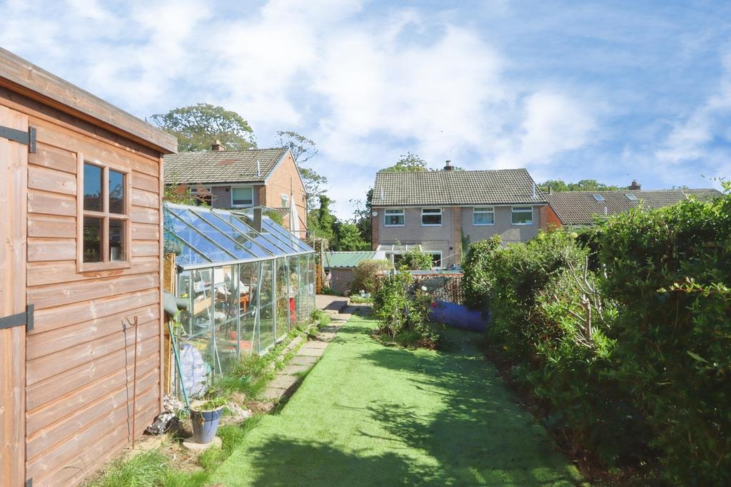 House in Sheffield - View 4