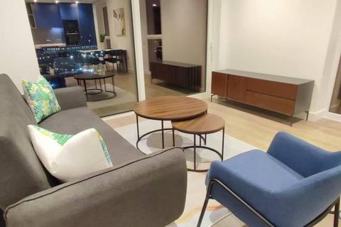2 bedroom flat to rent, 12 Quay Walk, HA0