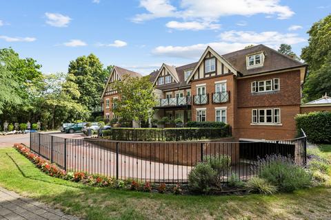 2 bedroom penthouse for sale, Brockenhurst Road, Ascot