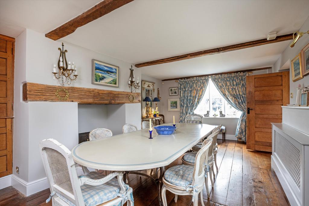 House in Alton - More