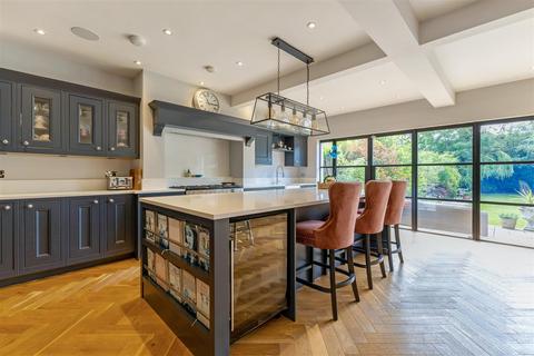 4 bedroom semi-detached house for sale, Steels Lane, Oxshott