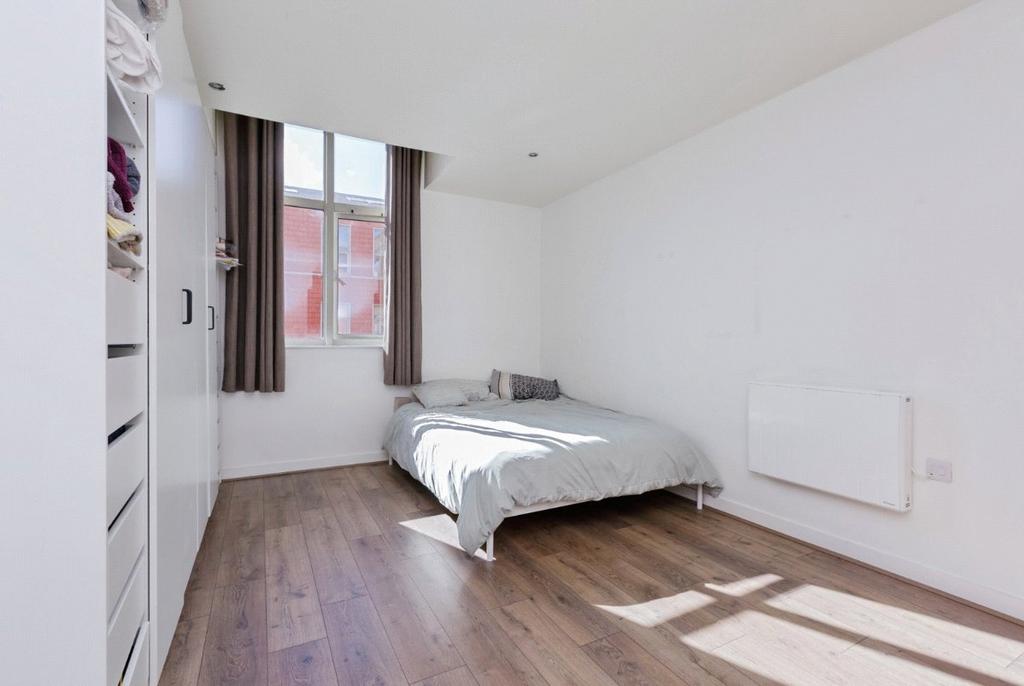 Apartment in Leicestershire - More