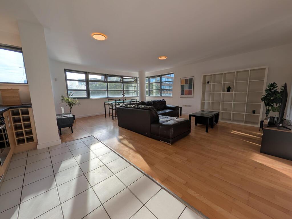 Apartment in MANCHESTER - View 3