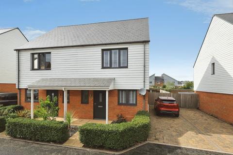 2 bedroom semi-detached house for sale, Birch Road, Polegate