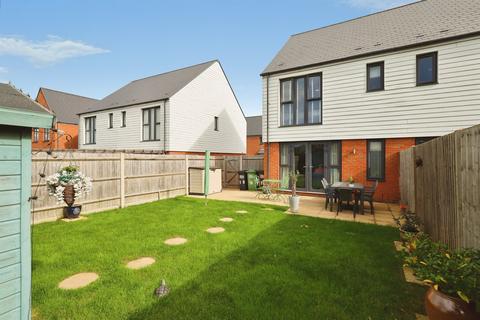 2 bedroom semi-detached house for sale, Birch Road, Polegate