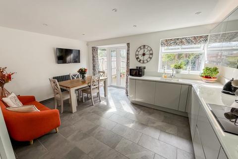 3 bedroom semi-detached house for sale, College Green, Eastbourne
