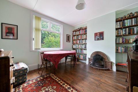 2 bedroom semi-detached house for sale, Barrow Green Road, Oxted RH8