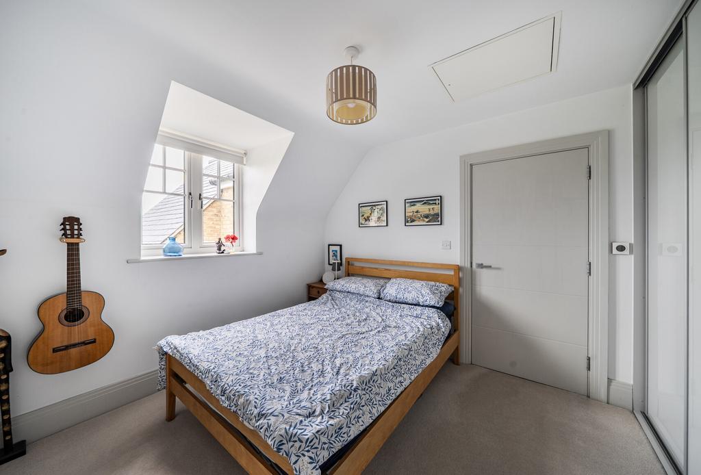 Apartment in Oxfordshire - View 5
