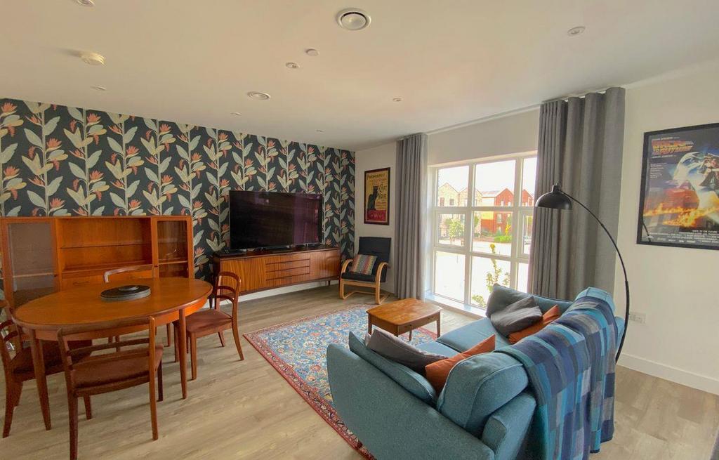 Apartment in Cambridge, Fen Ditton - View 2