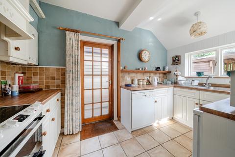 4 bedroom detached house for sale, York Road, Farnham, GU9