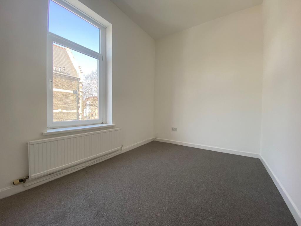 Apartment in Cardiff - View 5