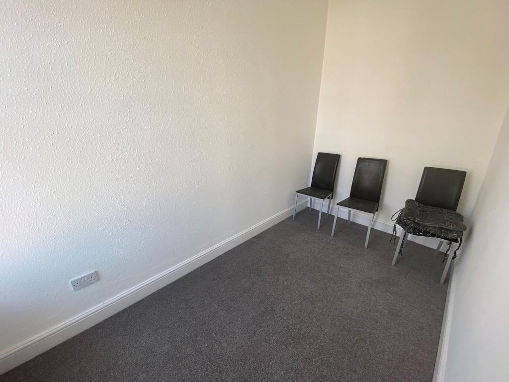Apartment in Cardiff - More