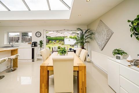 3 bedroom detached bungalow for sale, Royston Way, Slough