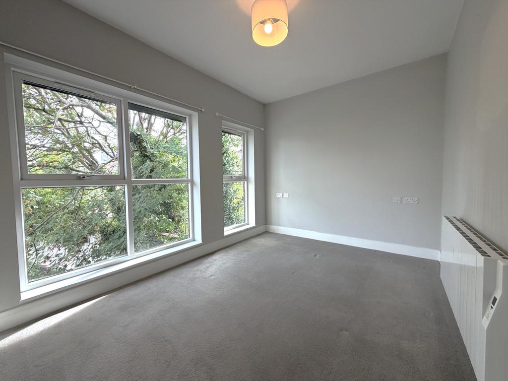 Apartment in London - View 3