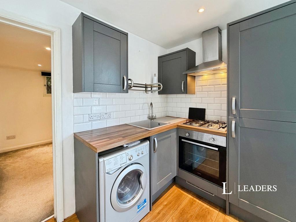 Apartment in Dorset - View 4