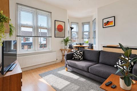1 bedroom flat for sale, Essex Road, Thame