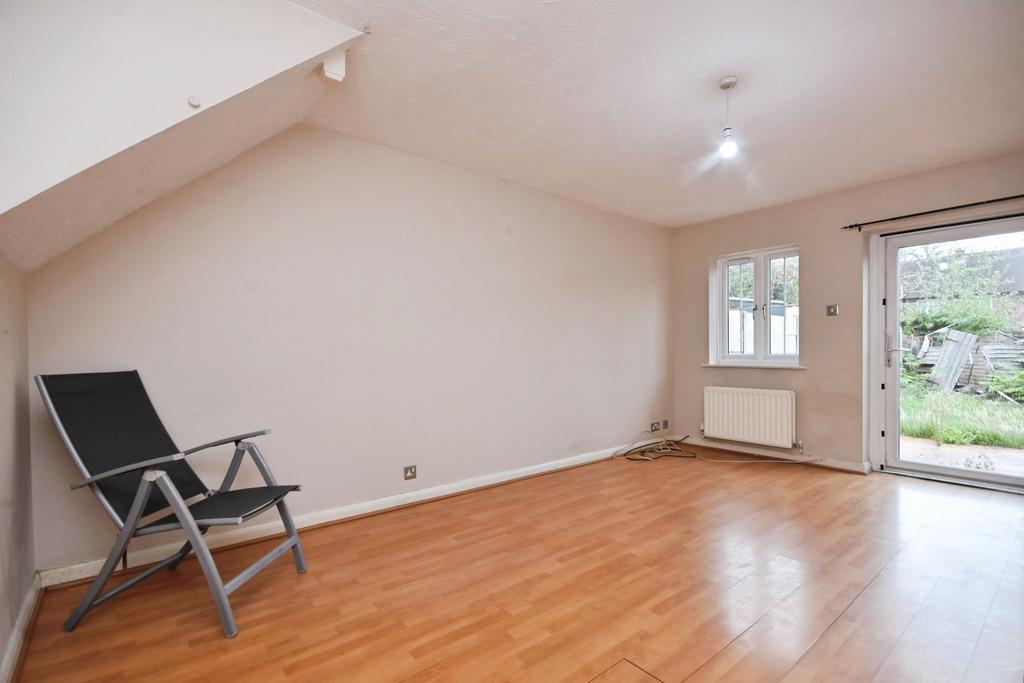 House in Romford - View 3