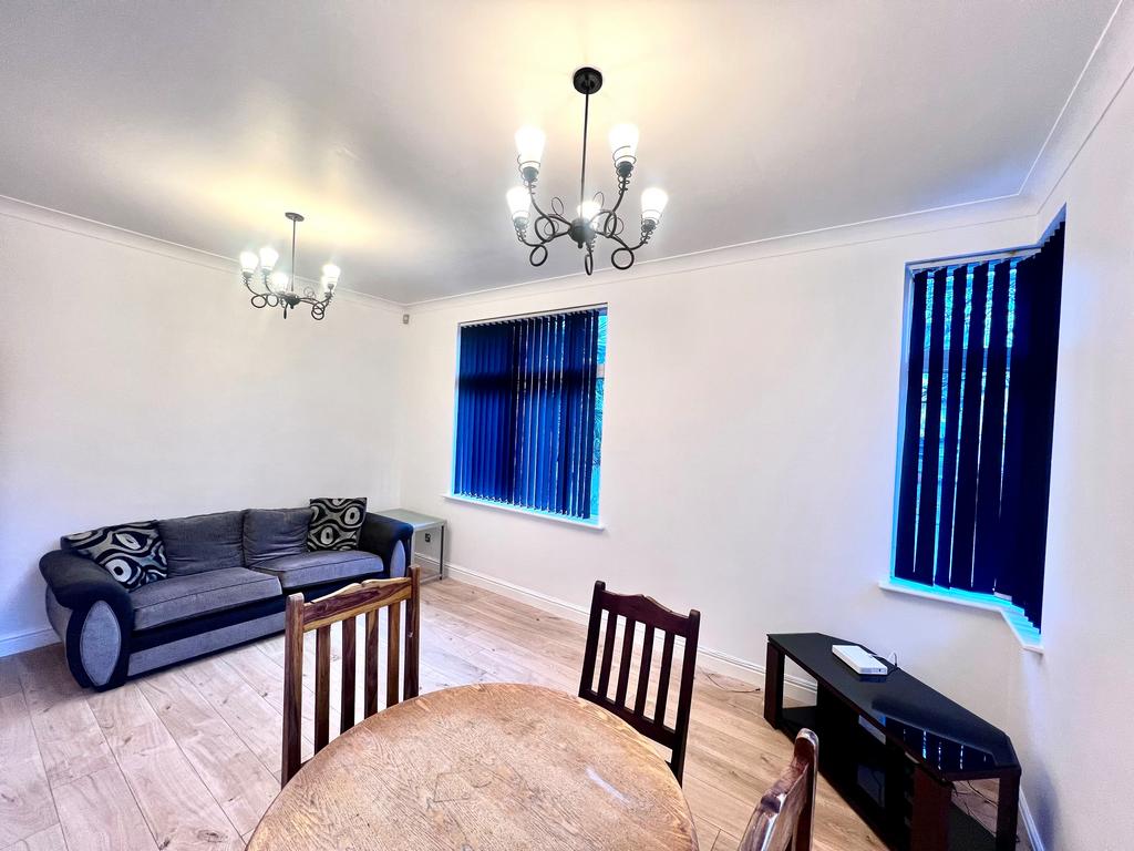 Apartment in Manchester - View 3