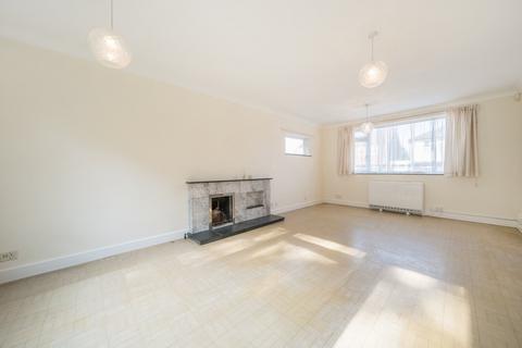 4 bedroom detached house for sale, Hawthorndene Road, Hayes, Kent, BR2
