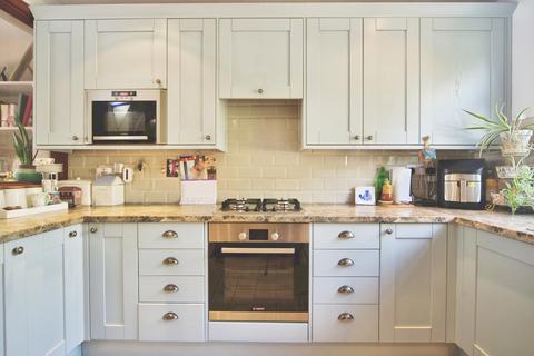 3 bedroom terraced house for sale, Woodward Road, DAGENHAM, Essex, RM9