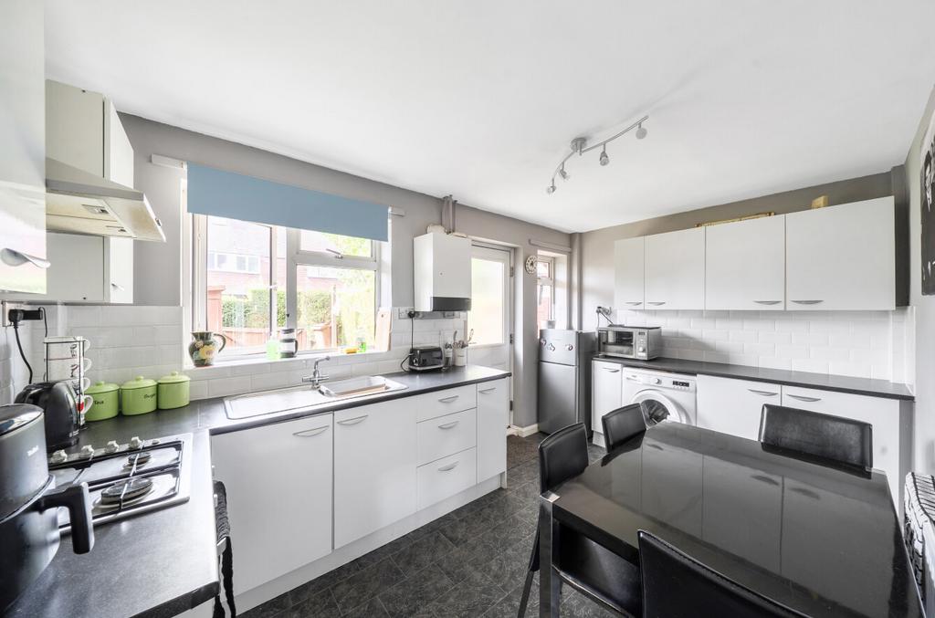 House in Nottingham - View 4